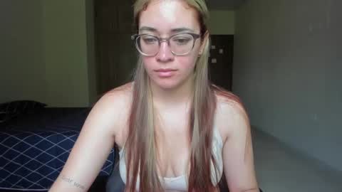 atenas online show from February 2025 06:21:01 PM