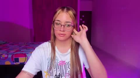 atenas online show from March 2025 06:34:01 PM