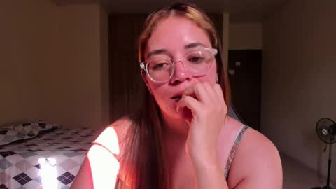 atenas online show from March 2025 09:14:02 PM