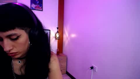 Snapshot of atenea_420 chatting on March 2026 09:25:01 PM COLOMBIA online show from March 2026 09:25:01 PM