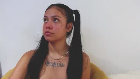 Atenea nyx online show from October 2025 05:07:01 AM