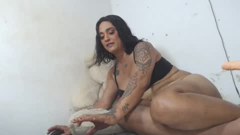 atenea online show from April 2026 10:18:01 PM