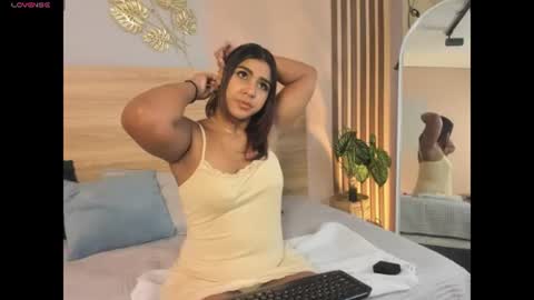 ateneaa_lux online show from July 2026 07:32:01 PM