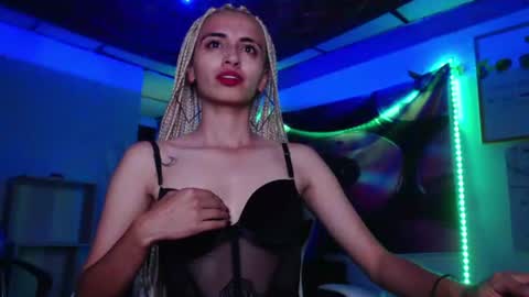 Atenea online show from July 2026 03:52:02 AM