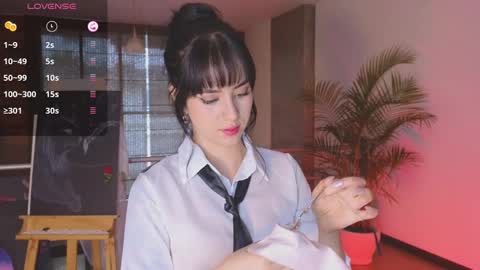 Atenea  online show from January 2025 08:13:02 PM