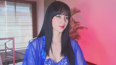 Atenea  online show from February 2025 08:05:02 PM