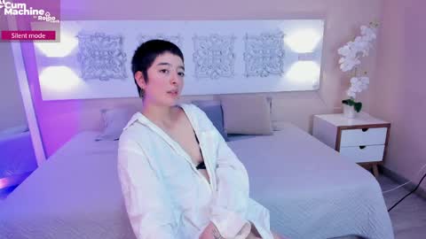 Snapshot of atheena__ chatting on May 2026 02:34:02 PM Athenea online show from May 2026 02:34:02 PM