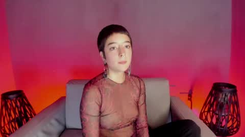 Snapshot of atheena__ chatting on May 2026 12:31:02 PM Athenea online show from May 2026 12:31:02 PM