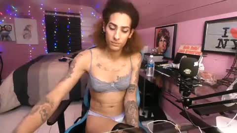   xoxo G0DD3SS xoxox    online show from January 2025 02:49:02 AM