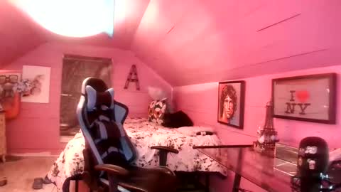   xoxo G0DD3SS xoxox    online show from December 2025 03:02:01 AM