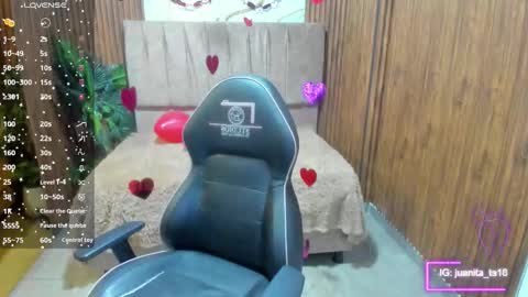 Atenea online show from February 2026 07:21:01 PM