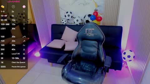 Atenea online show from July 2026 03:13:01 AM