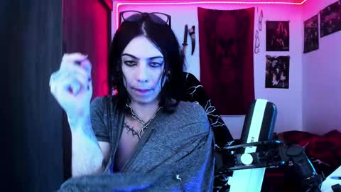 athenauwu online show from October 2025 05:24:01 AM