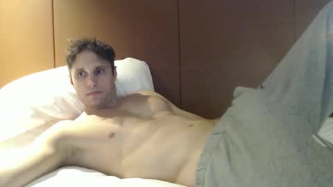 Snapshot of athleteguy55555 chatting on January 2026 09:51:01 PM tommycb55555 online show from January 2026 09:51:01 PM