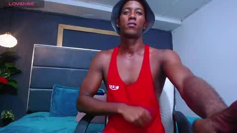 Snapshot of athleticbig_cock chatting on July 2026 01:32:02 AM ATHLETIC COCK online show from July 2026 01:32:02 AM