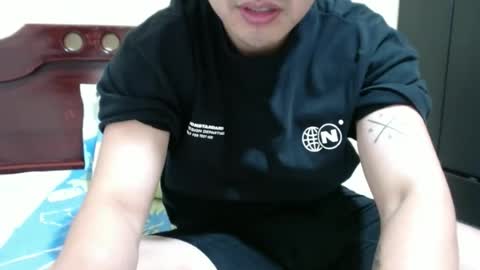 Robin online show from May 2026 02:18:02 AM