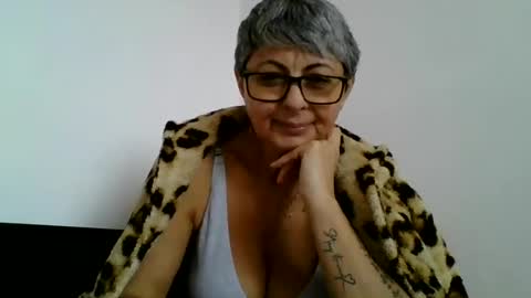 atikaarea online show from December 2024 12:07:02 PM