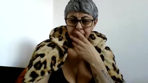 atikaarea online show from January 2025 11:59:01 AM