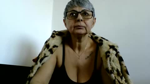 atikaarea online show from January 2025 11:29:02 AM