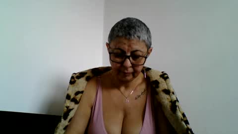 atikaarea online show from February 2025 09:05:02 AM