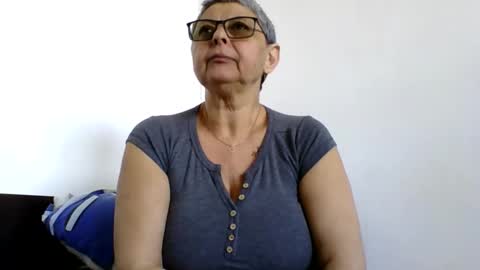 Snapshot of atikaarea chatting on May 2026 11:37:01 AM atikaarea online show from May 2026 11:37:01 AM