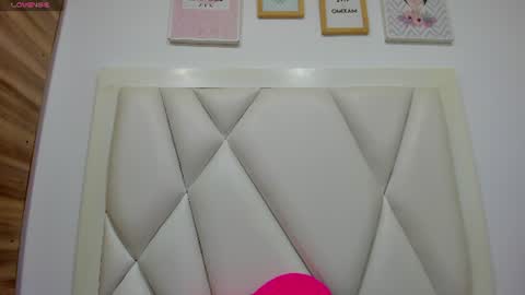 Atilana Diaz online show from July 2026 06:11:01 PM