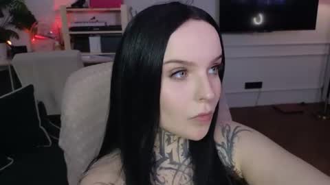 online every day between 10am-23pm online show from June 2026 05:51:02 AM