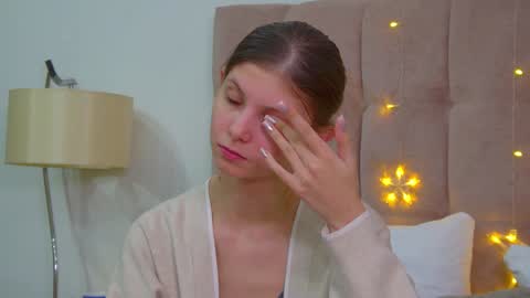 Snapshot of audreybarlow chatting on December 2024 01:06:02 PM Audrey online show from December 2024 01:06:02 PM