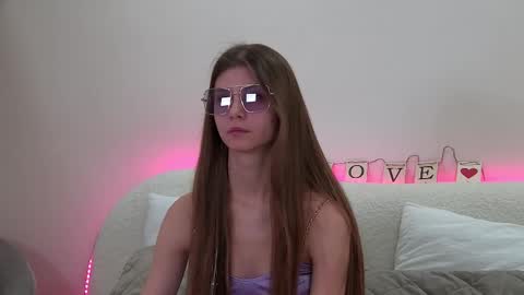 Snapshot of audreybarlow chatting on February 2025 08:05:02 AM Audrey online show from February 2025 08:05:02 AM