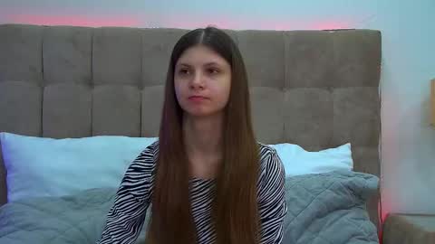 Snapshot of audreybarlow chatting on February 2025 06:22:01 AM Audrey online show from February 2025 06:22:01 AM