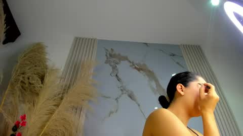 Snapshot of audreyhayworth chatting on June 2026 11:47:01 AM Audrey Hayworth online show from June 2026 11:47:01 AM