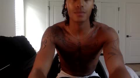 Snapshot of augiexrated chatting on April 2026 07:29:01 PM augiexrated online show from April 2026 07:29:01 PM