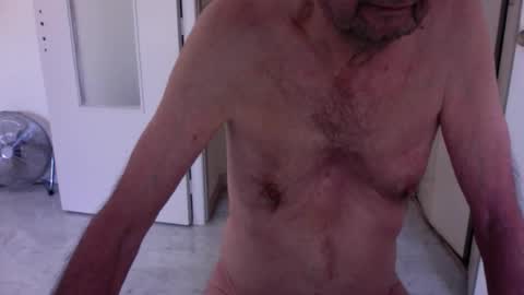 auguste688483 online show from April 2026 08:26:01 AM