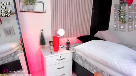 Snapshot of aura_moon chatting on December 2024 04:19:02 PM Hello I am Marcela follow me on my instagram aura moon11 online show from December 2024 04:19:02 PM