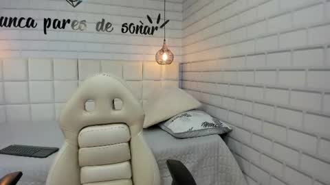 AURA online show from July 2026 06:22:01 PM