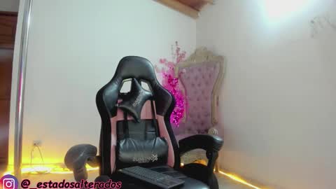 aura online show from January 2026 03:33:01 AM