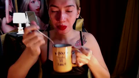 Miss awra online show from December 2024 04:31:02 AM