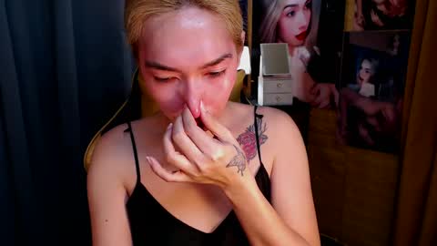 Miss awra online show from March 2025 04:52:02 AM