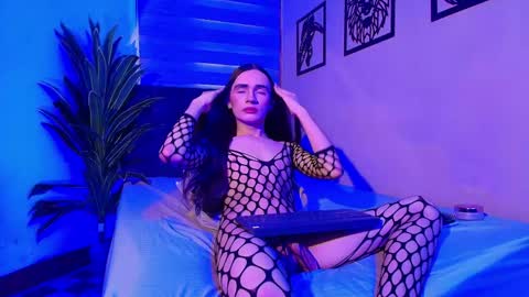 auralis_lux online show from June 2026 12:07:02 PM