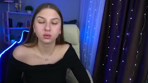 Nikol online show from January 2025 04:58:02 PM