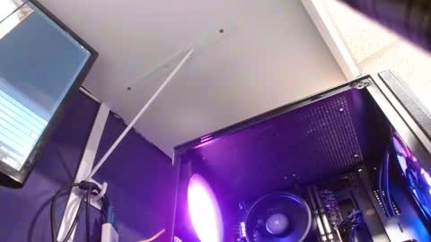 Snapshot of aureliv1 chatting on February 2025 09:43:02 PM Aureliano online show from February 2025 09:43:02 PM