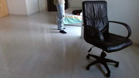 Snapshot of aureliv1 chatting on November 2025 09:17:02 PM Aureliano online show from November 2025 09:17:02 PM