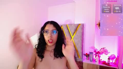 Aurora online show from January 2025 07:00:02 AM