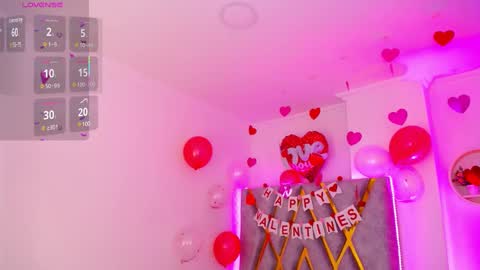 Aurora online show from February 2025 10:33:02 AM