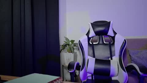 aurora_collins08 online show from March 2026 03:28:02 PM