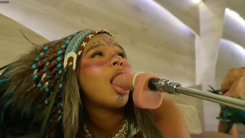 aurora_cruz online show from May 2026 01:56:01 AM