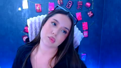 Snapshot of aurora_gibert chatting on July 2026 05:17:01 PM Aurora online show from July 2026 05:17:01 PM