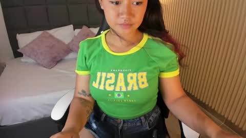 A U R O R A online show from December 2024 03:42:02 PM