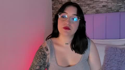 Snapshot of aurora_sweet2 chatting on March 2025 03:29:02 PM Madison online show from March 2025 03:29:02 PM