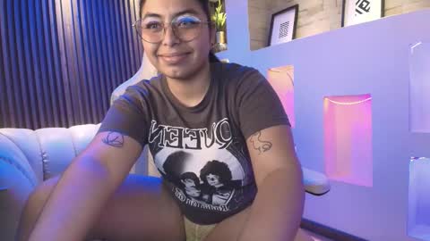 Snapshot of aurora_willow9 chatting on November 2025 05:29:01 AM aurora_willow9 online show from November 2025 05:29:01 AM